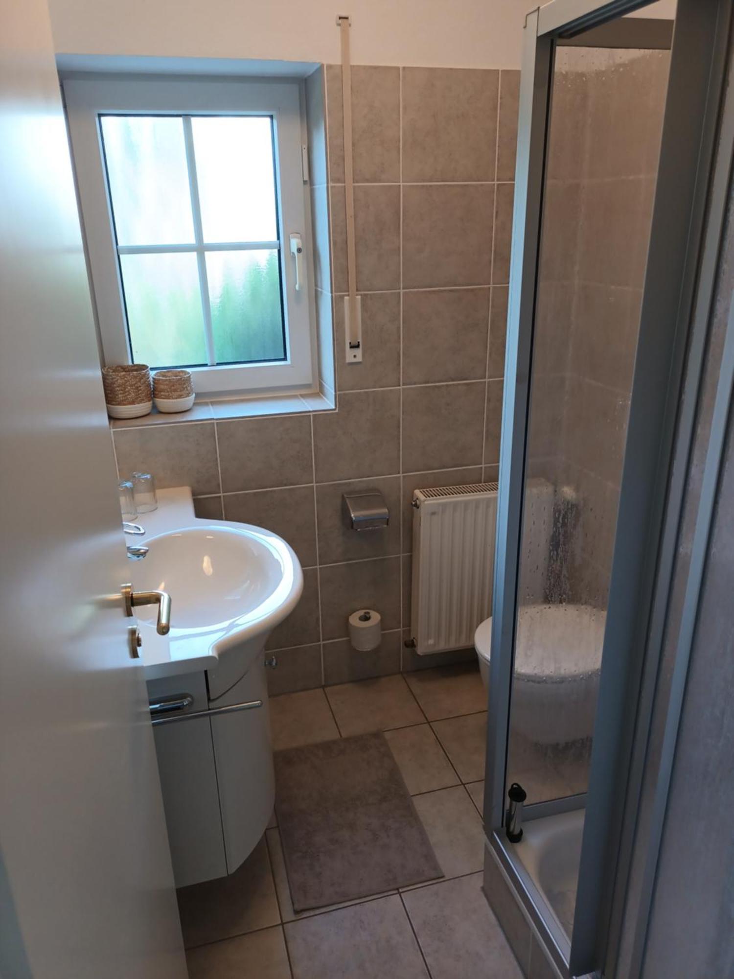 Apartamento Idyllische Lage Im Sueden Erfurts Exterior foto